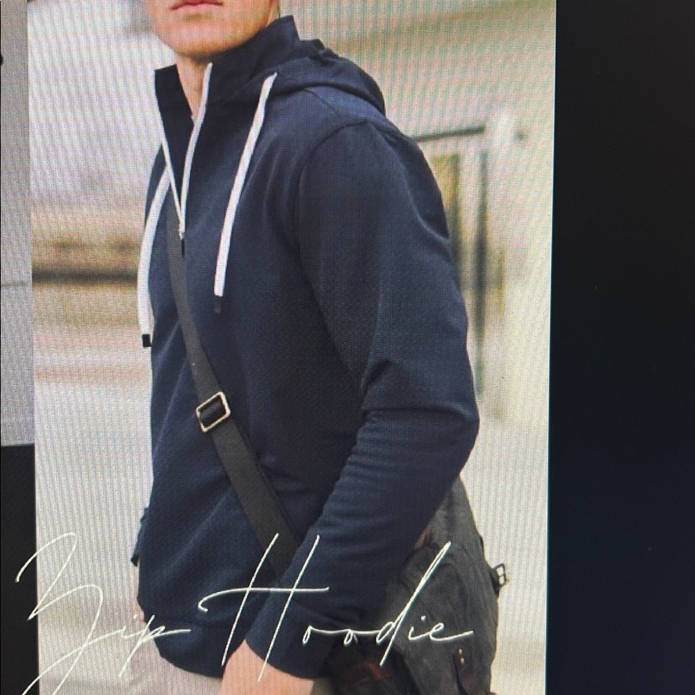 Zyia •Men’s navy tech 1/4 zip hoodie: •sz Small, •NWBT